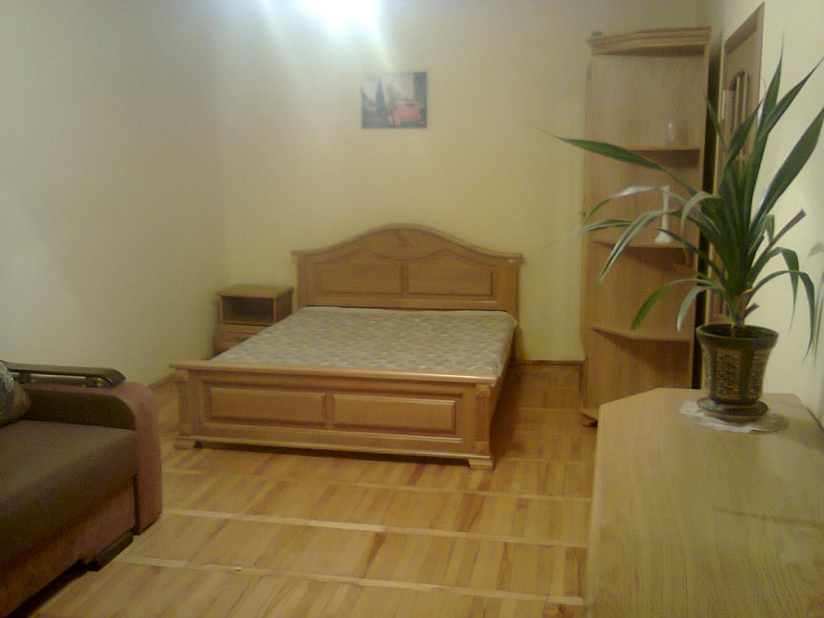 Apartment With Balcony Lviv Exteriör bild